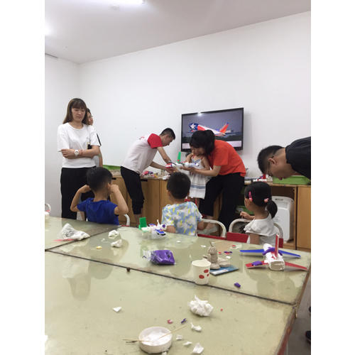 父母藝術力: 簡單易行的家庭藝術創造活動